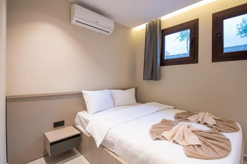 Havuzlu Korunakli Jakuzili Villa Fethiye Ngoại thất bức ảnh