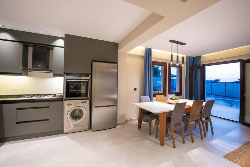 Havuzlu Korunakli Jakuzili Villa Fethiye Ngoại thất bức ảnh