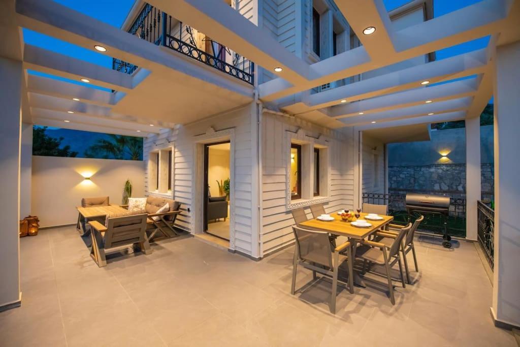Havuzlu Korunakli Jakuzili Villa Fethiye Ngoại thất bức ảnh